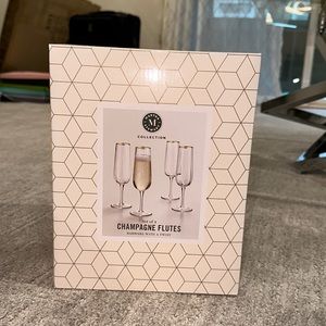 Martha Stewart Champagne Flutes with gold rim set of 4